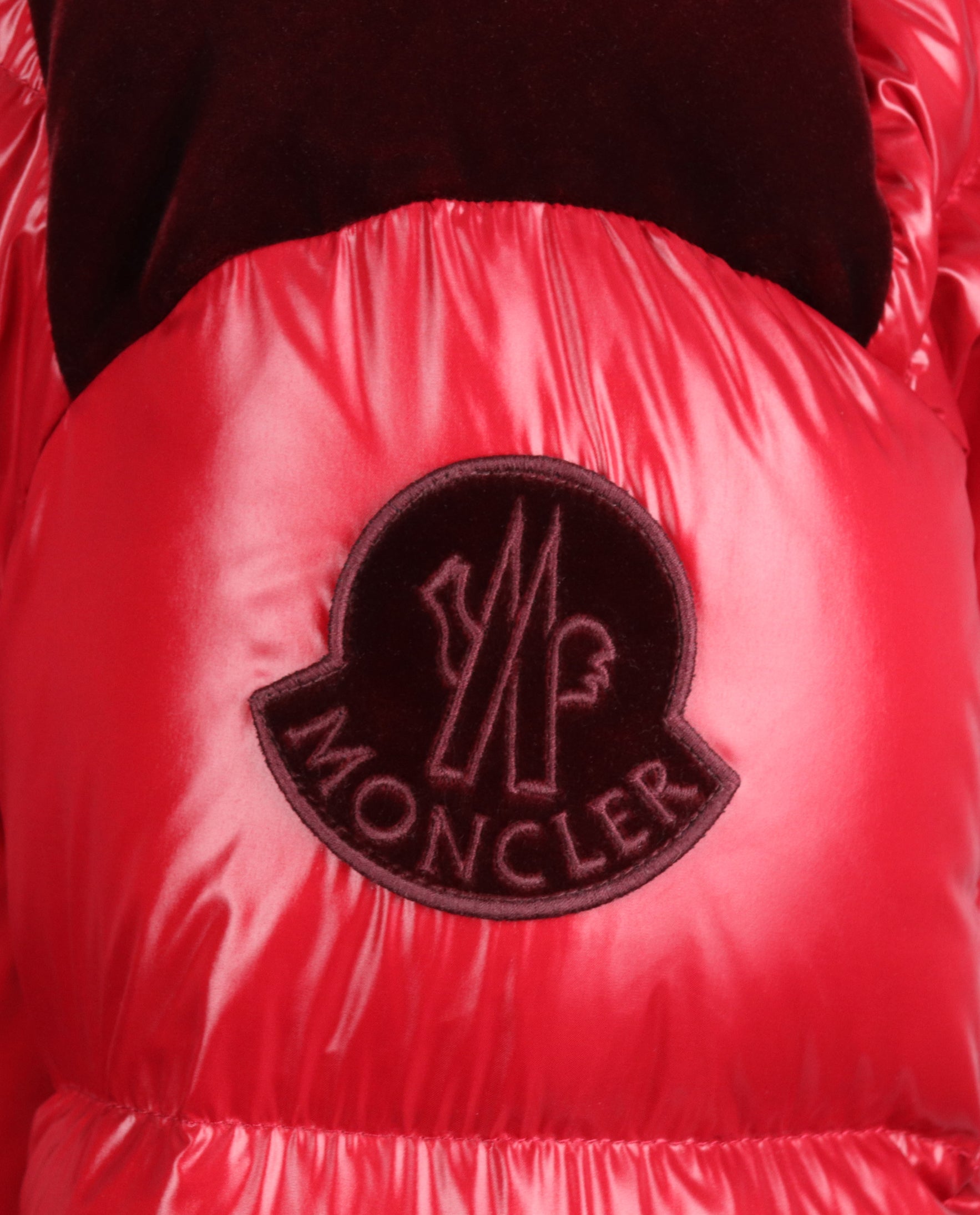 CHOUETTE NYLON VELVET LAQUÉ DOWN JACKET - SAVIC
